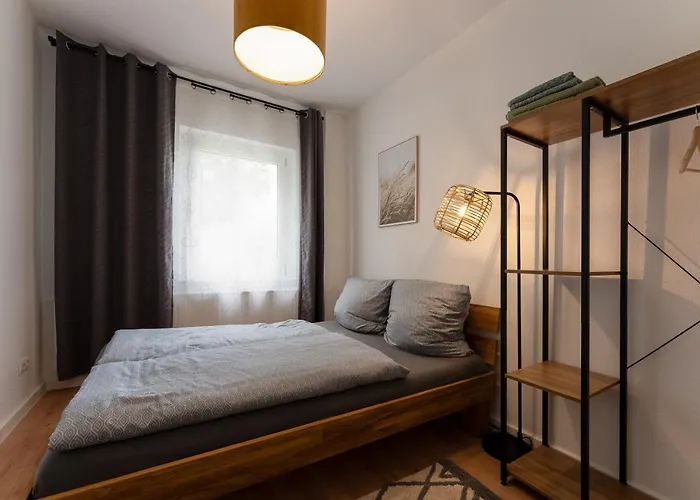 Schoenes 2-zimmer-apartment In Sehr Zentraler Lage Lejlighed *
